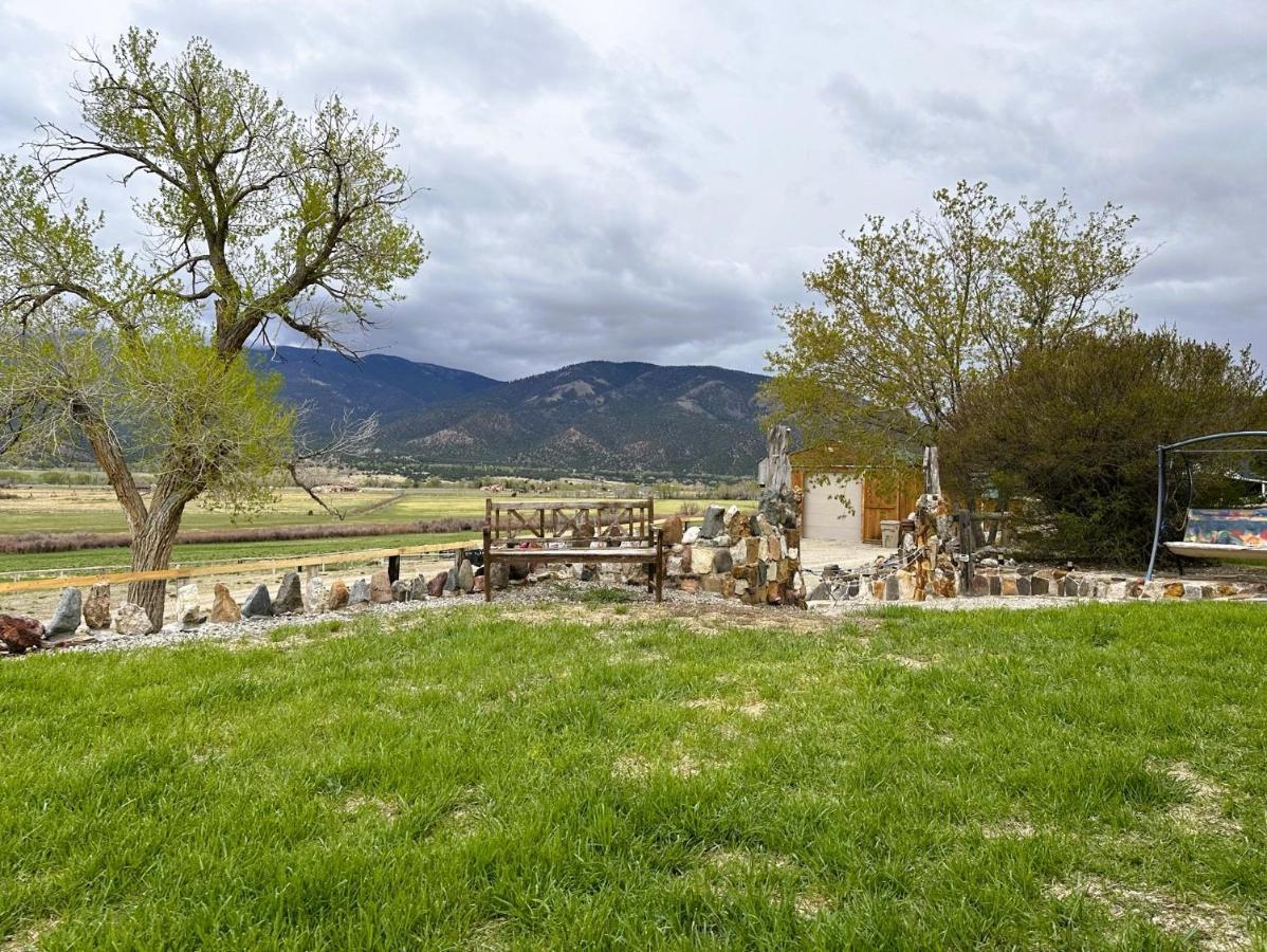 Private Retreat On Working Horse And Cattle Ranch Vila Salida Exterior foto